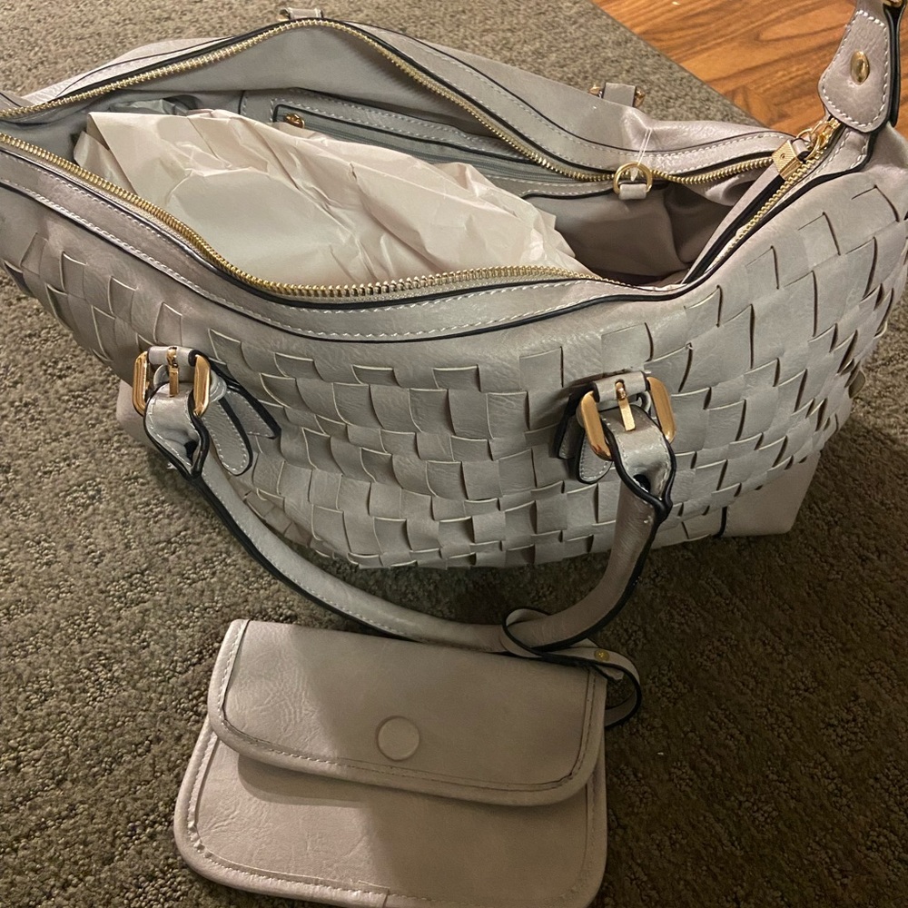 Shoulder bag